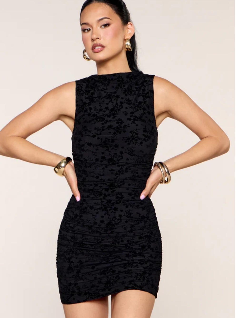 NWT Windsor Black Floral Ruched Bodycon Mini Dress